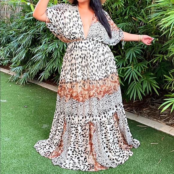 Fashion Nova Dresses & Skirts - Safari Printed Maxi Dress Plus Size 3x with drawstring cape sleeve